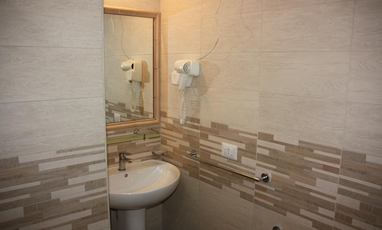 B&B Pontepiccolo Catanzaro Bagian luar foto